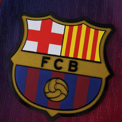 Camisa Barcelona Jogador I 25/26 - Listrada Grená