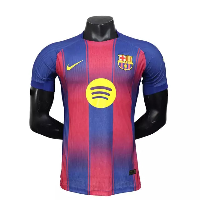 Camisa Barcelona Jogador I 25/26 - Listrada Grená